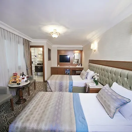 Grand Asiyan Hotel 4*