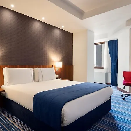Otel Taksim Express 4*