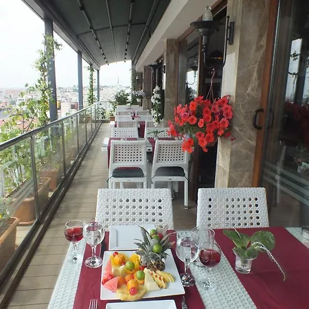 Grand Asiyan Hotel