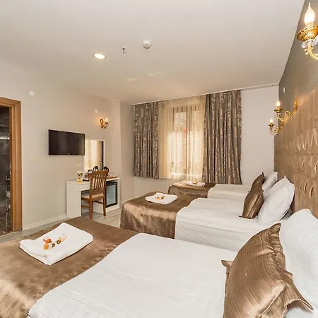 Grand Pamir 3* Istanbul