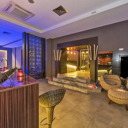 Отель Avantgarde Urban Taksim 4*