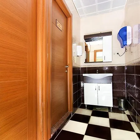 Pelikan Hotel 3*