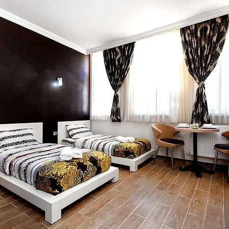 My Redriver Hotel apartamentowy 2*