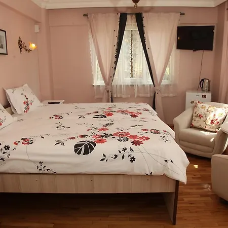 Oda ve Kahvaltı Yesim Suites