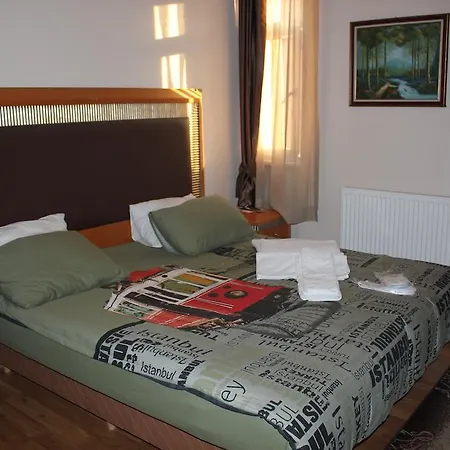Отель Herton