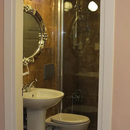 Oda ve Kahvaltı Yesim Suites İstanbul