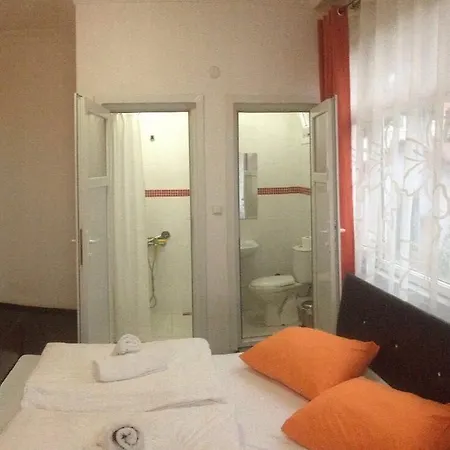 Hostel Rengarenk & Istanbul