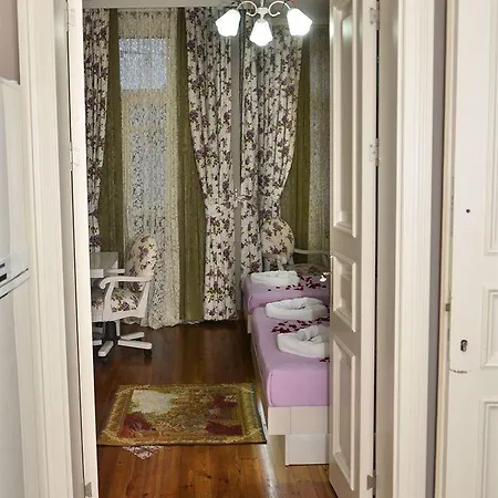 Omer Hayyam Suites Apart Otel