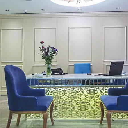 History Hotel 2*