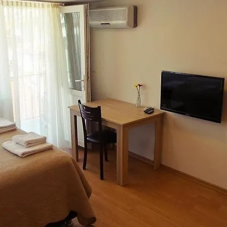Stay Suites Aparthotel