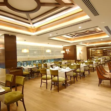 Titanic City Taksim Hotel