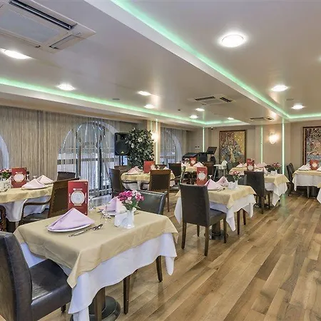 Hotel Zagreb Istanbul