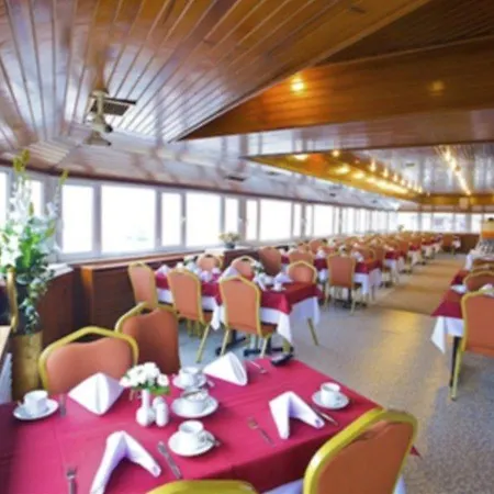 Hotel Fuar 3*