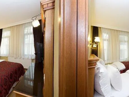 Hotel New House