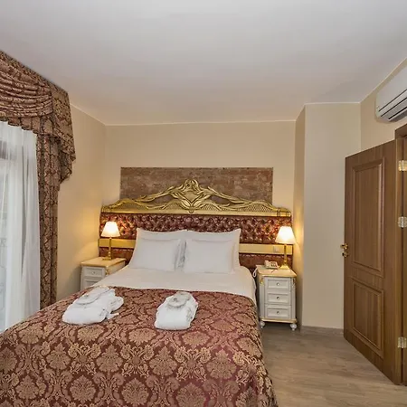 By Murat Royal Galata Hotel Istanbul