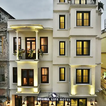 Life Hotel 4*