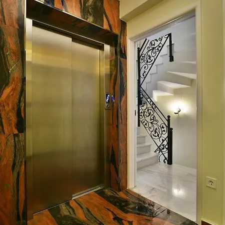 Life Hotel