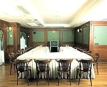 Vatan Asur Hotel