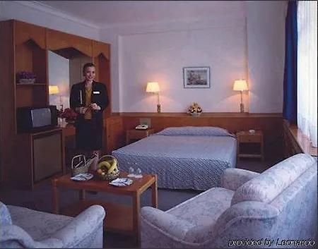 Aden Hotel