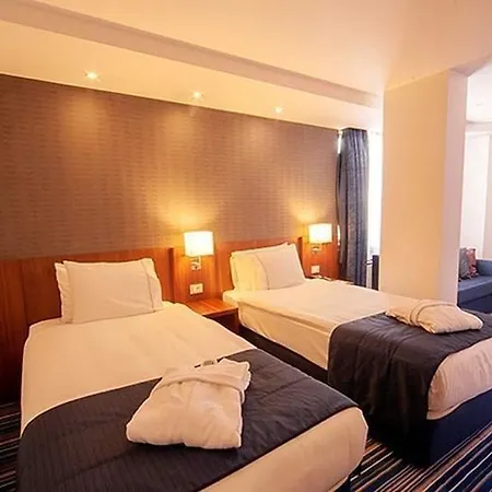 Taksim Express Otel 4*