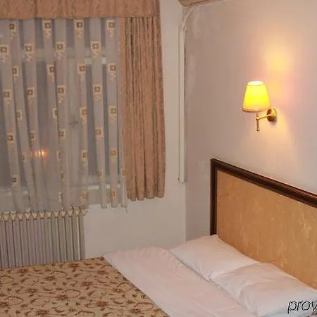 Atlantis 2* Istanbul