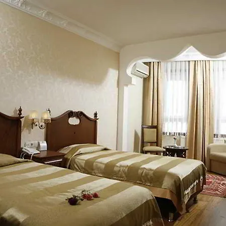 Ξενοδοχείο Azade 4*