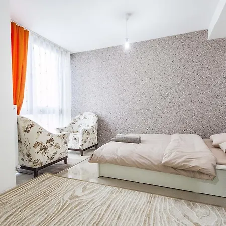 216 Eagle Palace Hotel 3*