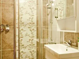 Nisa Sultan 5*