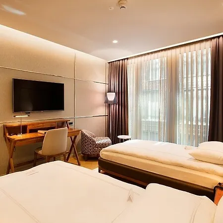 Fer Hotel
