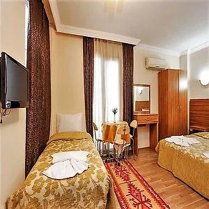 Hotell Casa Mia Old 3*