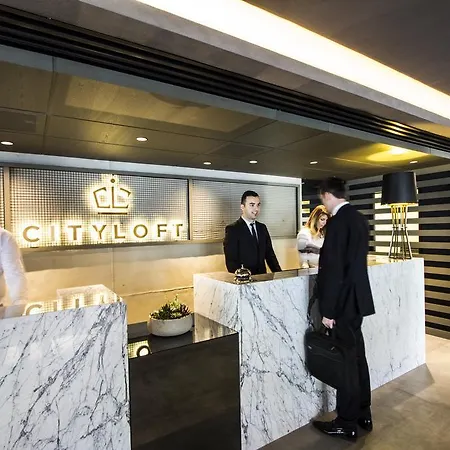 酒店 81号城市阁楼酒店