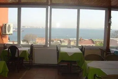 Cem Sultan Hotel 2*