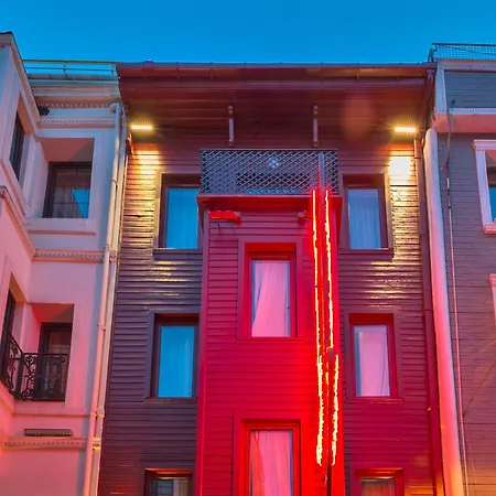 Taksim Nis - Istiklal Street Hotel