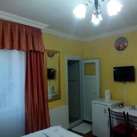 Bereket Traveler Hotel 3*