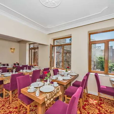 By Murat Royal Galata 3* Istanbul