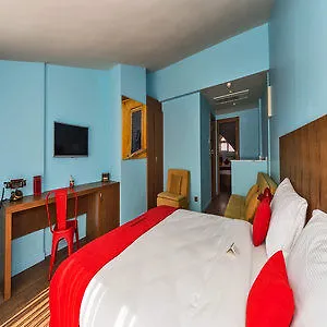 Taksim Nis - Istiklal Street 3* Istambul
