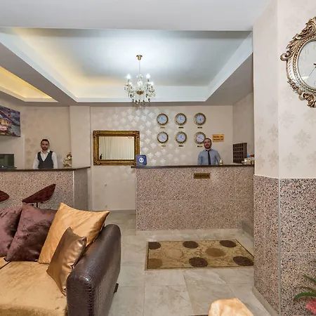 Hotel Orange Airport 3*