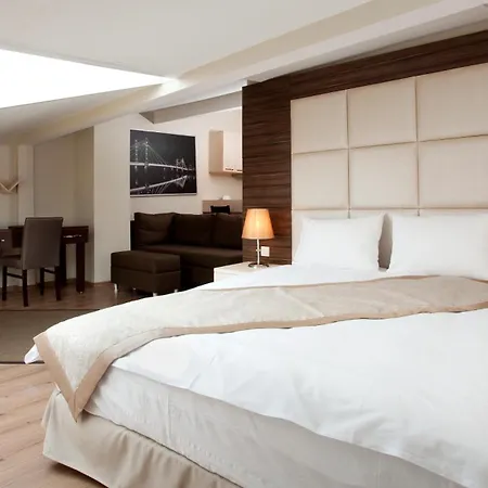 Otel Derpa 4*