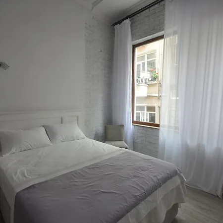 Bed & Breakfast Corner Living Space Istanbul