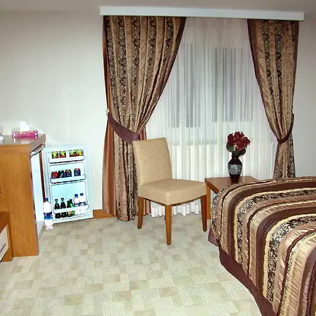 Hotell Bc Burhan Cacan & & Cafe