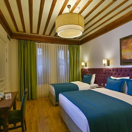 Life 4* Istanbul