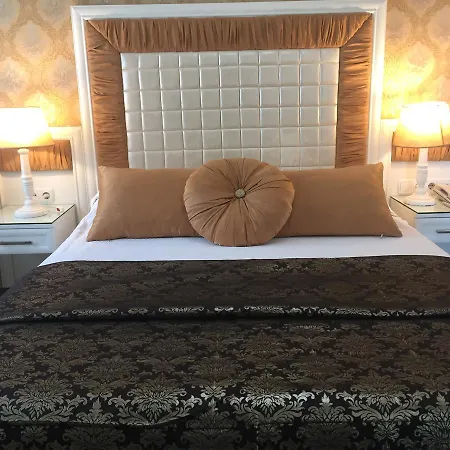 Pen Hotel