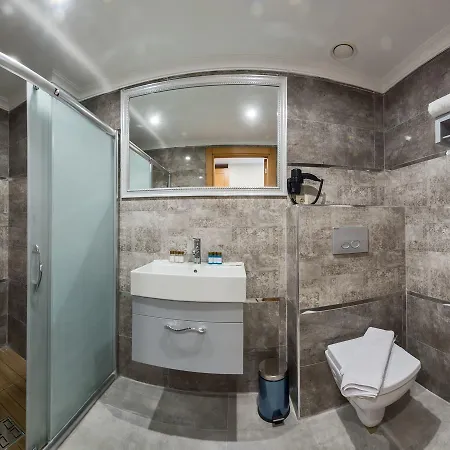 Grand Palace Hotel 3*