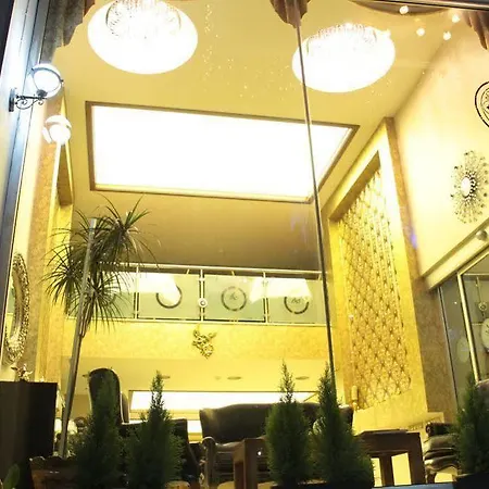 Bc Burhan Cacan & & Cafe Hotell 3*
