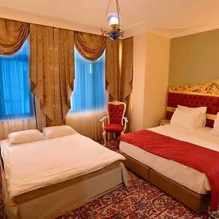 By Murat Royal Galata 3*