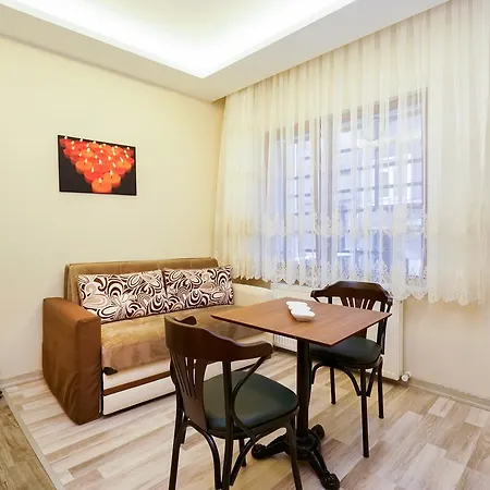 Apart Otel Taksim Celebi 5*