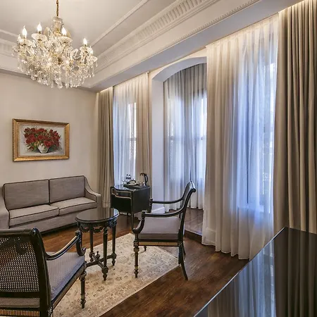 Hotel 1890 5*