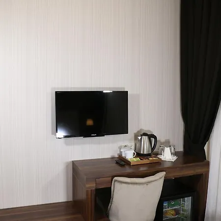 Karakoey Hotel