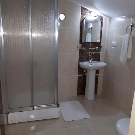 Tuzla Hilal Hotell