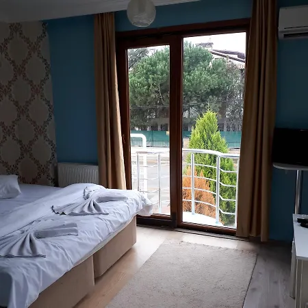 Tuzla Hilal Hotell *